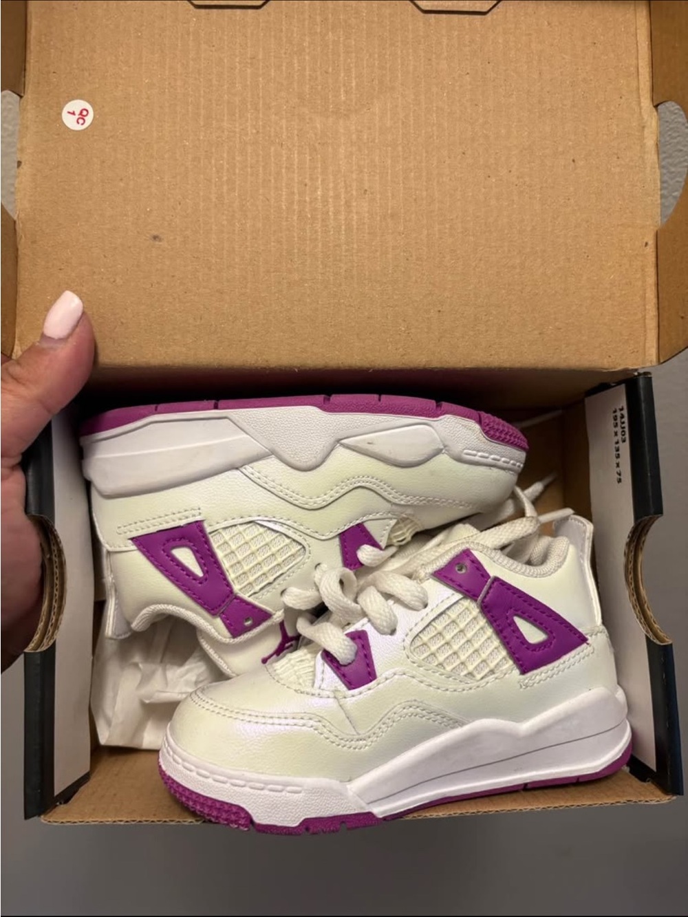 Toddler Jordan Retro-Style Sneakers (7c)